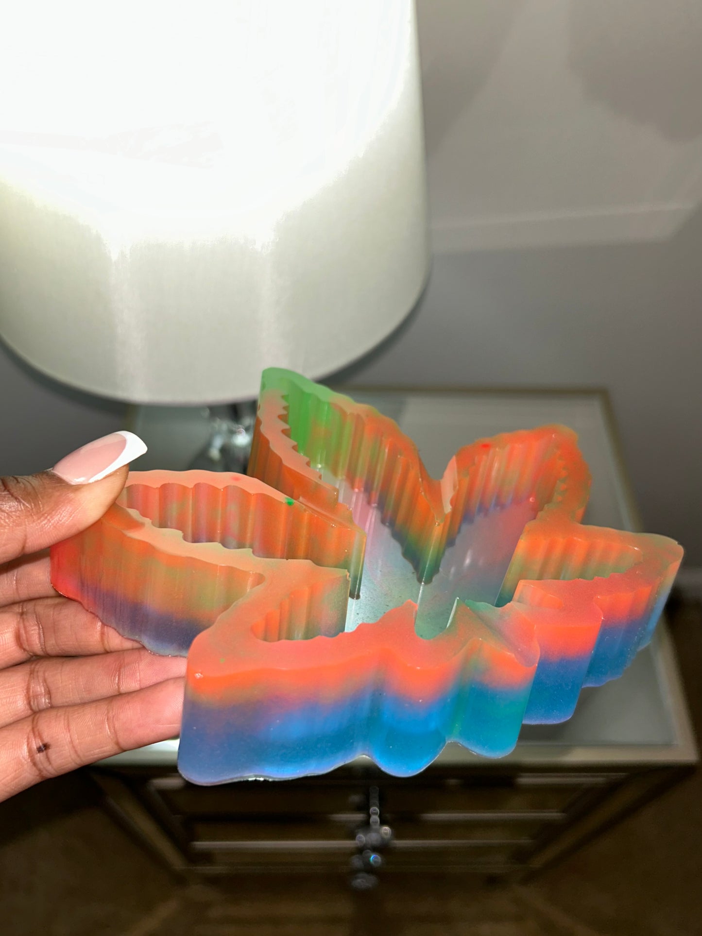 “Leaf Glow” Ashtray