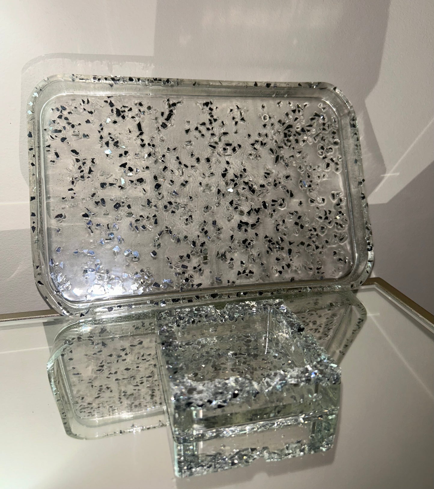 “Shattered Glass” Set