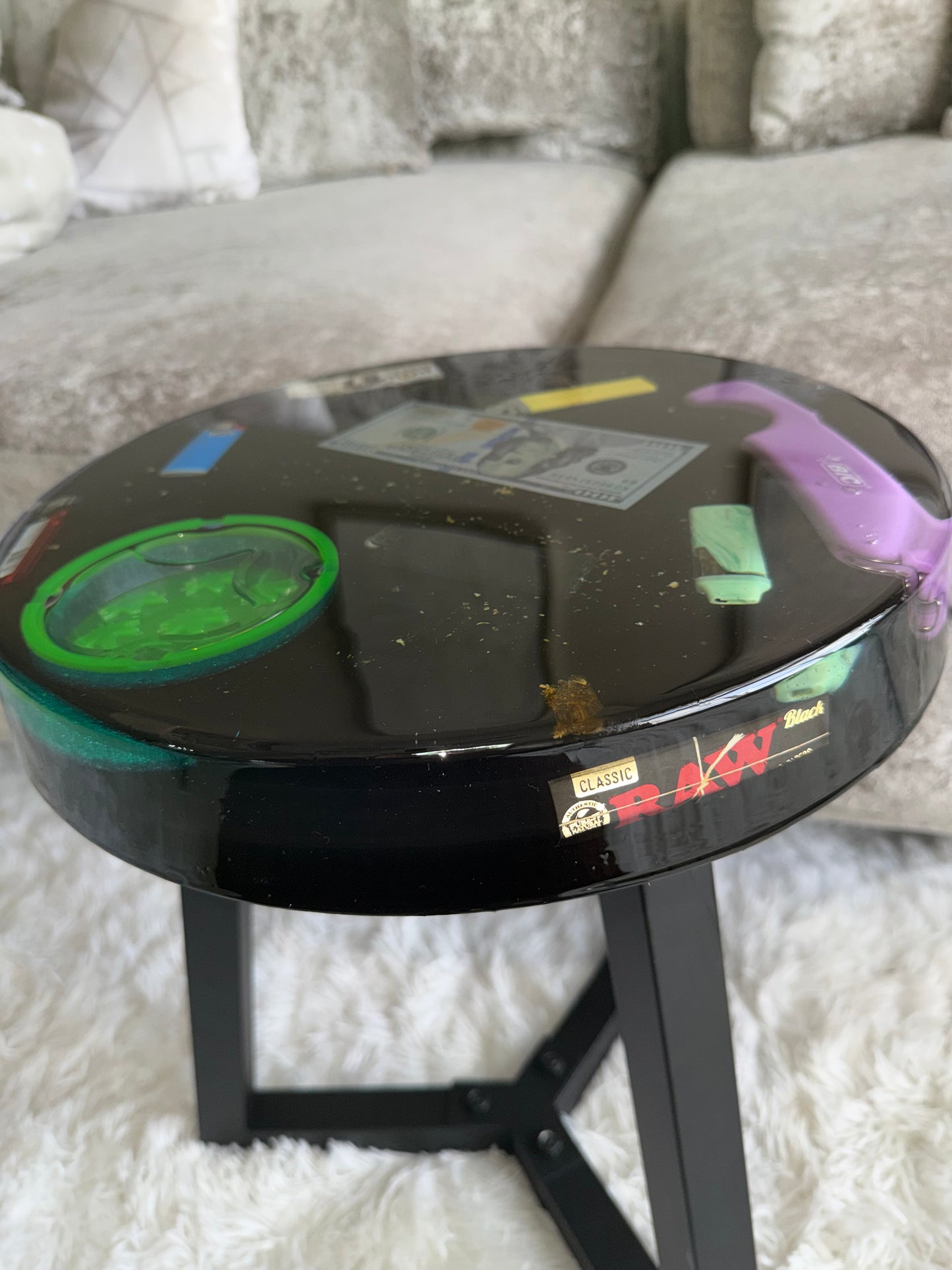 “Smoke Session” Table