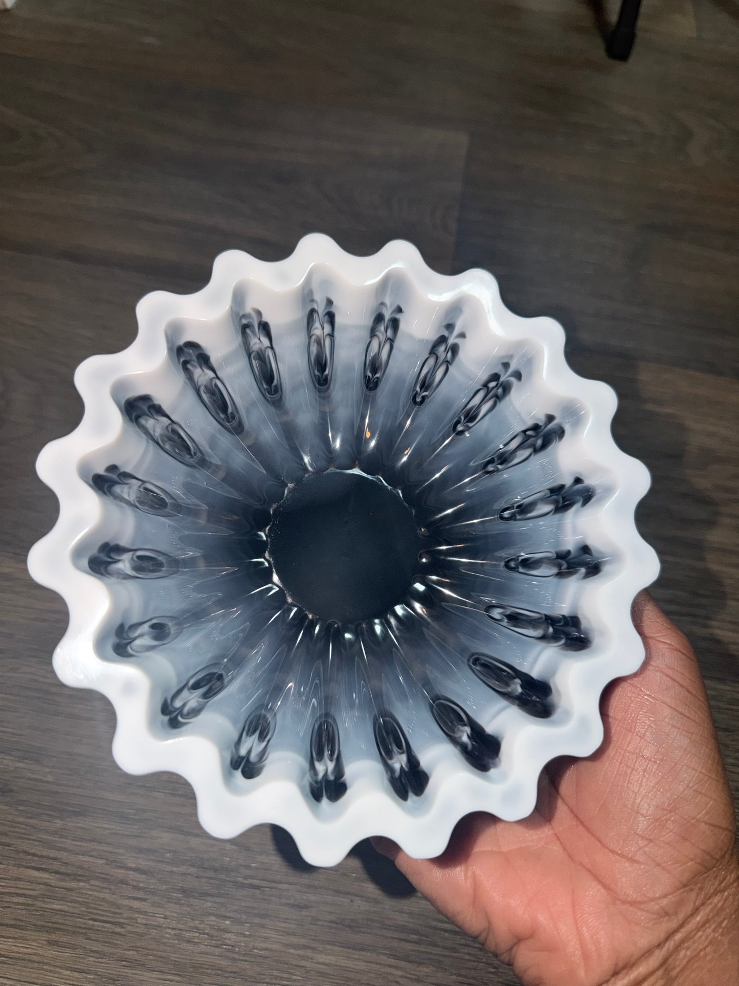 “B&W Marble” Resin Bowl