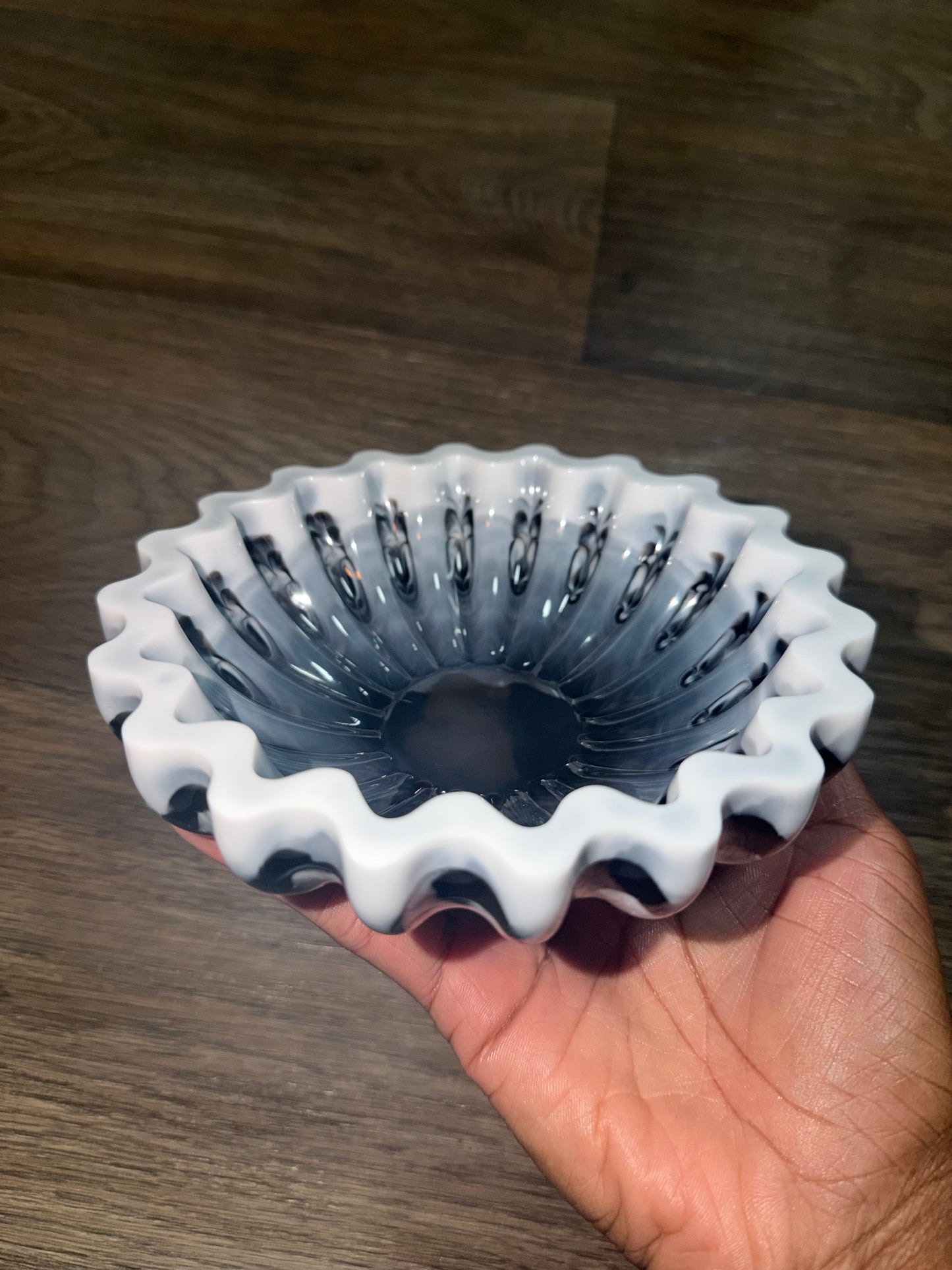 “B&W Marble” Resin Bowl